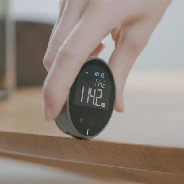 High-definition LCD screen with 8 major functions, long battery life, lightweight and portable, home installation electronic ruler. - Image 3